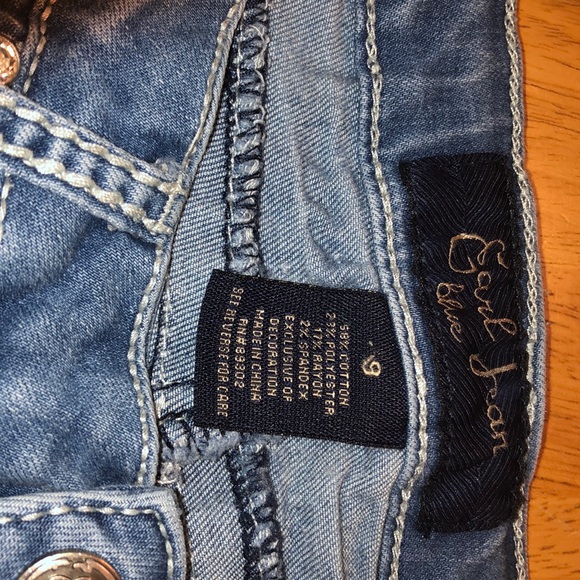 Ladies stretch Earl Capri Jeans. - Picture 4 of 5